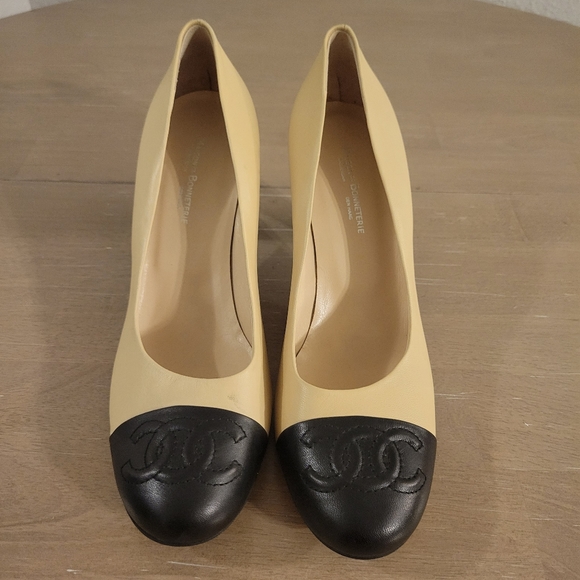 Leather Heels from Maison de Bonneterie Amsterdam Sz 8.5 - Picture 5 of 12